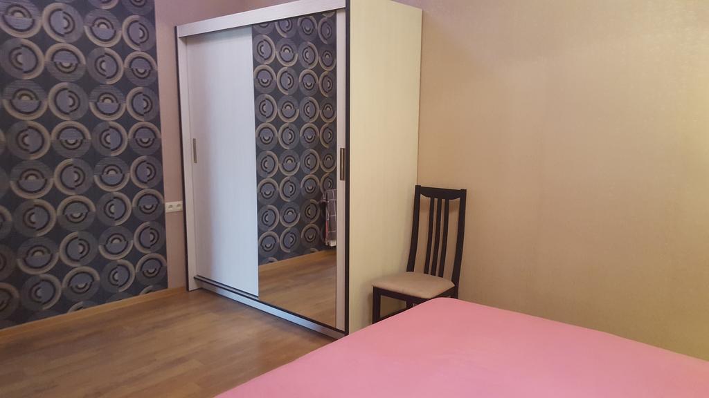 Lilika Apartments On Meskhishvili Tbilisi ภายนอก รูปภาพ