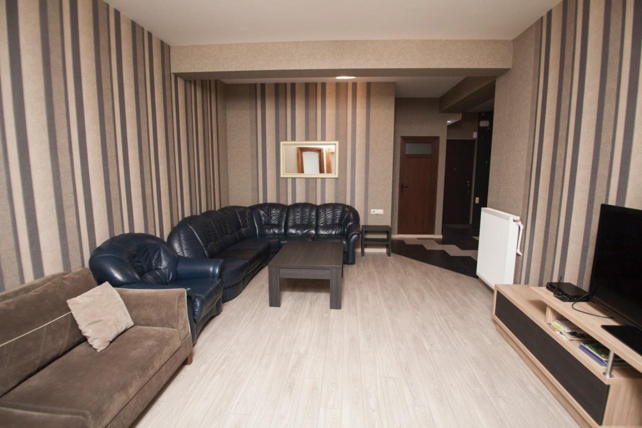 Lilika Apartments On Meskhishvili Tbilisi ภายนอก รูปภาพ