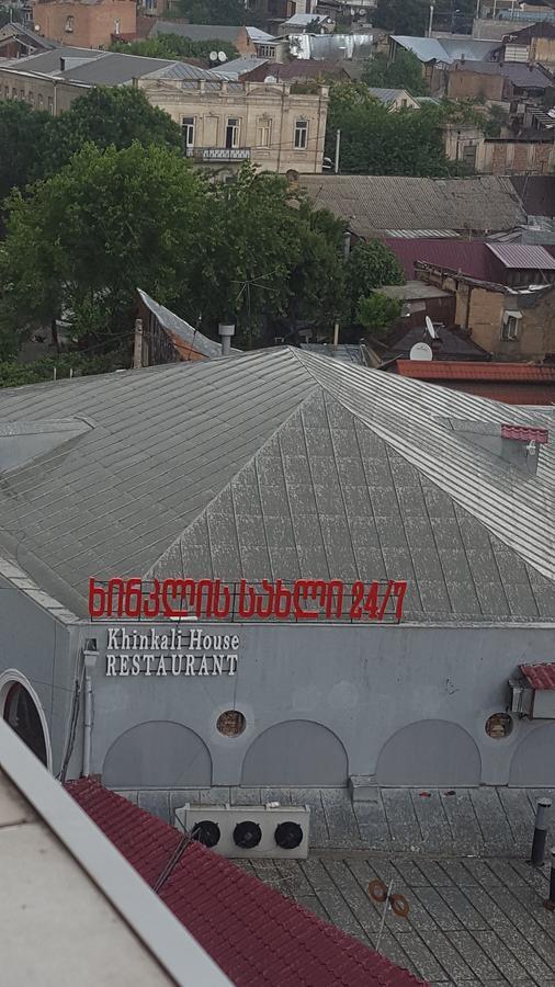 Lilika Apartments On Meskhishvili Tbilisi ภายนอก รูปภาพ